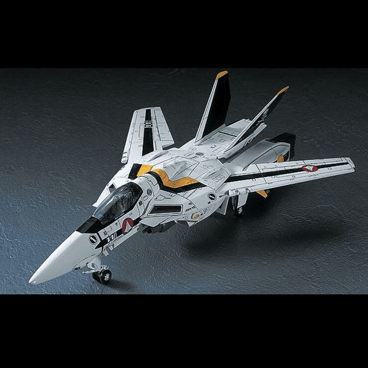 Hasegawa 1/72 Macross VF-1A / J / S Fighter Mode Valkyrie Model Kit.
