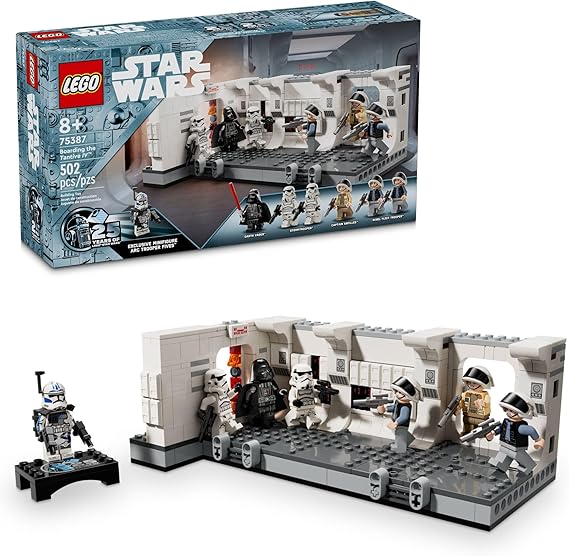 Star Wars: A New Hope Boarding The Tantive IV LEGO 75387, 25 aniversario.